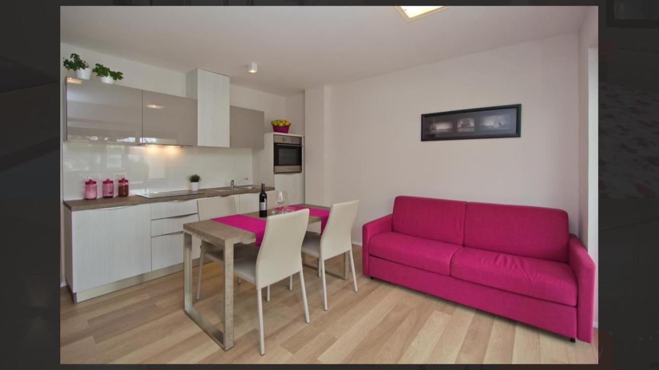Adria Apartments Porec Exterior photo